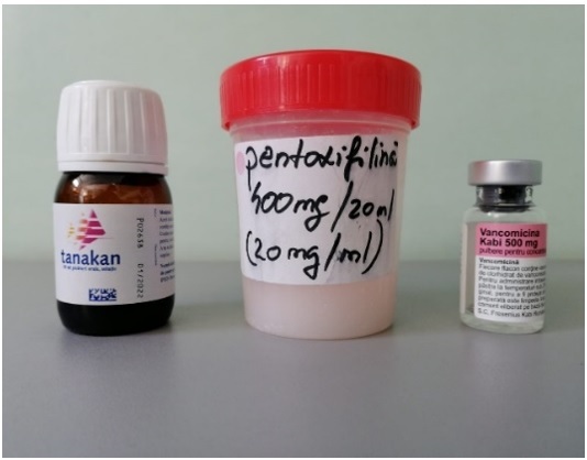 Combination of Pentoxifylline and Ginko Biloba Nephroprotective Effect in Animal Models with Vancomycin-Induced Nephrotoxicity.