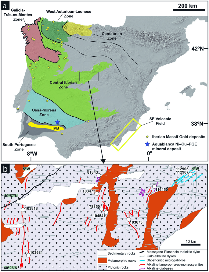 Noble and base metal geochemistry of late- to post-orogenic mafic dykes from central Spain