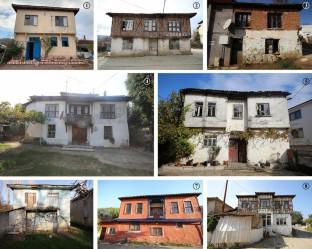 Space Syntax Analysis of the Spatial Configuration of Yalova Traditional Rural Houses