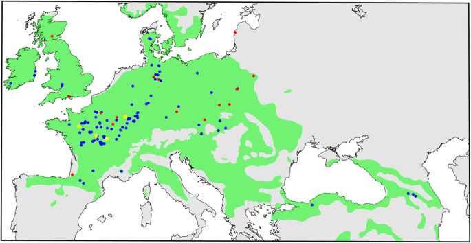 Long-term and large-scale Quercus petraea population survey conducted in provenance tests installed in France