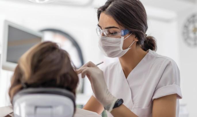 The role of orthodontic therapists in detecting mouth cancer