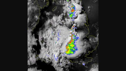 Thunderstorms coming up against the wind on 11 June 2023 – the development of a mesoscale convective system over southern England