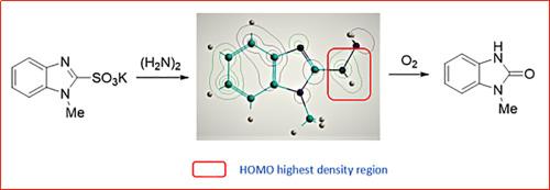 Aerobic oxidation of 2-hydrazinyl-1-methyl-1H-benzo[d]imidazole in situ: A quantum chemical insight into the reaction background