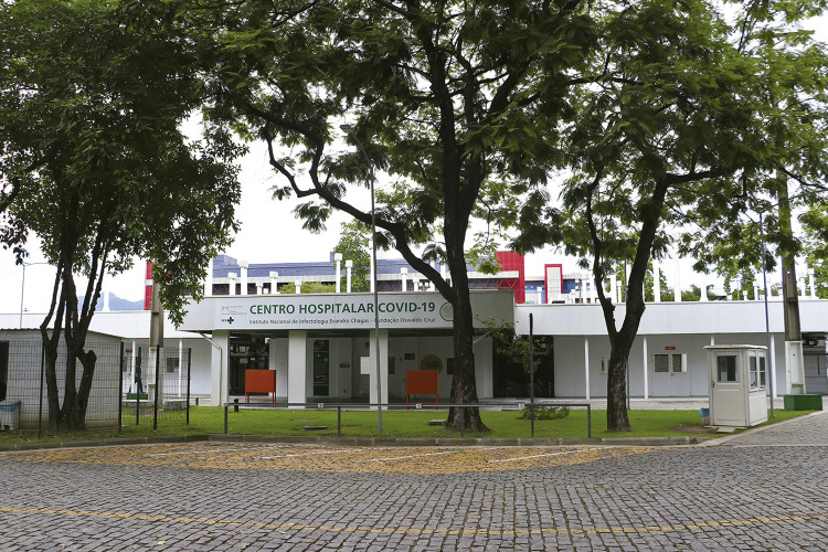 Manguinhos hospitals: reflections on scientific politics and heritage, from tropical diseases to covid-19.