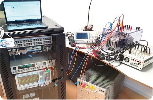 Prescribed-time resilient current-sensorless DC power converter control