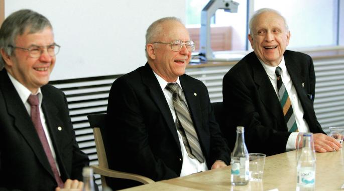 Nobel 2005: coherence and precision spectroscopy