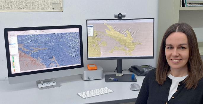 Geological mapping using high-resolution bathymetry