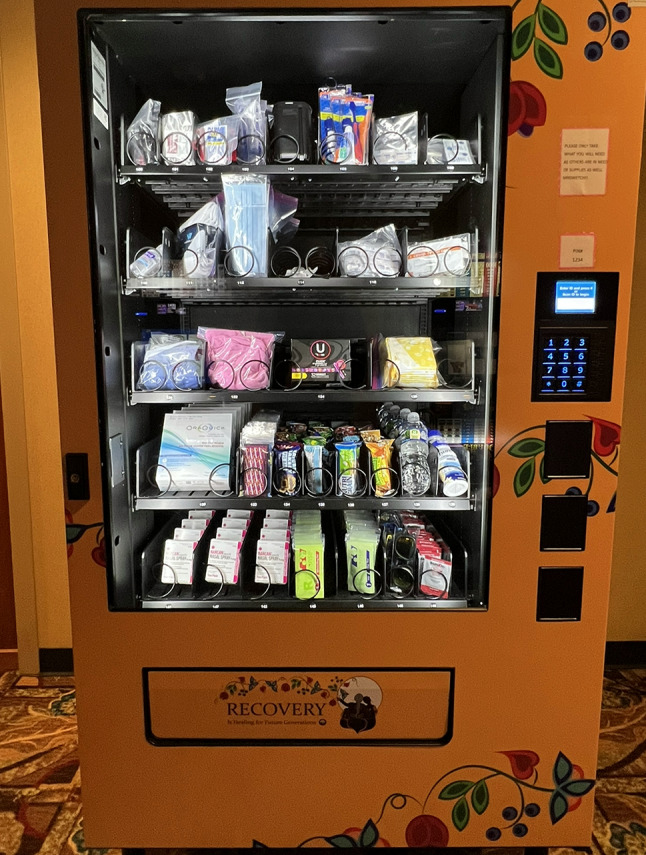 Implementing public health vending machines on the reservation lands of the Bois Forte Band of Chippewa (United States).