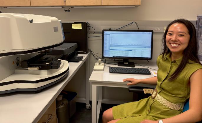 Measuring the volatile content of magma with FTIR spectroscopy