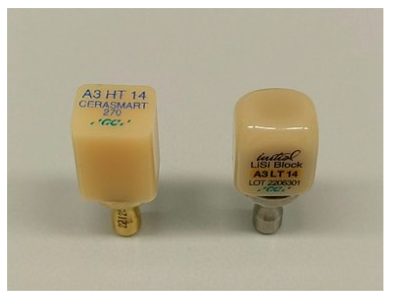 Shear Bond Strength of Self-Adhesive and Self-Etching Resin Cements to Dentin for Indirect Restorations.