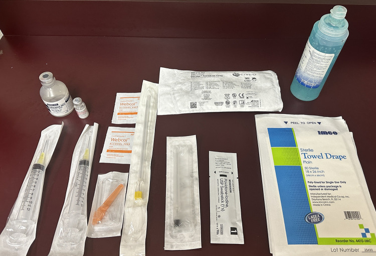 Effectiveness of Ultrasound Guided Intraarticular Injections with Lidocaine and Triamcinolone: A Retrospective Study of Primary Hip Injections.