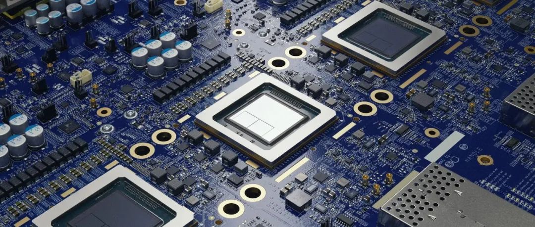 AI击败人类！DeepMind 推出 AlphaChip，几小时内即可生成“超人”芯片布局