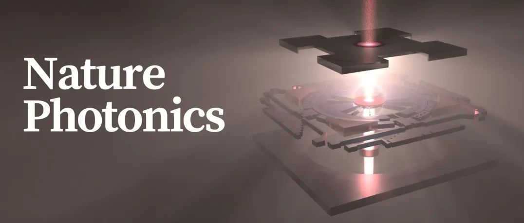 Nature Photonics | 芯片级可调谐扭角莫尔传感器-光子晶体