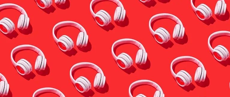 边听音乐边工作，会让你更高效吗？| 自然职场