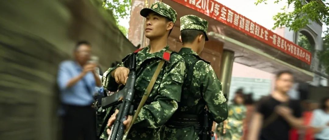 运送高考试卷为什么用步枪而押送现金用霰弹枪？ | 正经玩