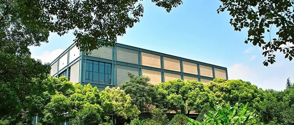 孟芳兵任武汉理工大学党委书记，王发洲任武汉理工大学校长