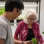 科研经费突然断供，在美华人“青椒”失业打算开网约车