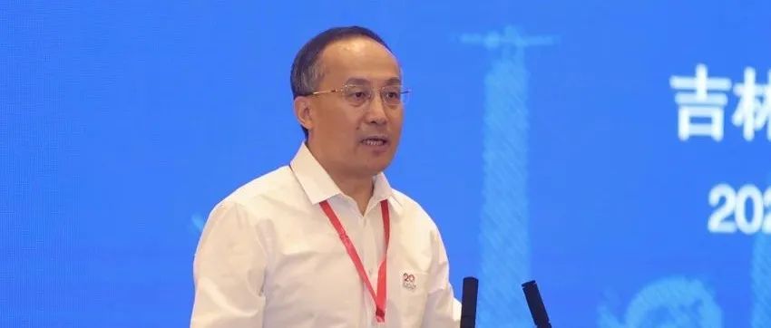 大连化物所张涛院士新任JACS副主编