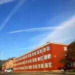 硕士毕业于吉林农业大学，博士毕业于中科院植物所，研究员以通讯作者身份发表Nature Communications
