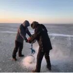 Water Research | 东北地理所在寒区湖泊抗生素全季节多介质环境行为机制及驱动因素研究方面取得进展