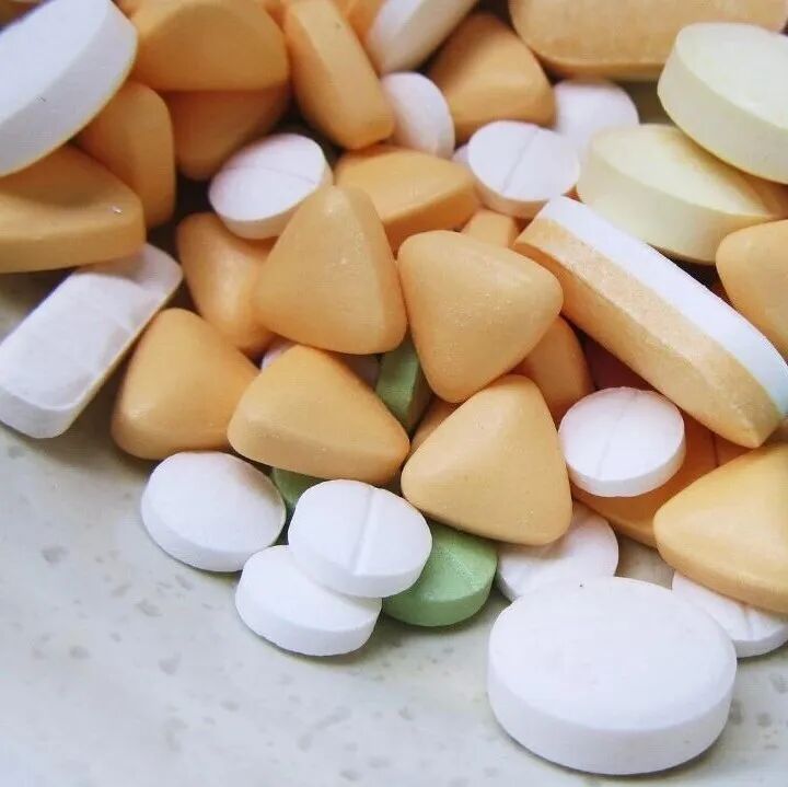 这种常见维生素，竟能延缓衰老？Cell子刊（20.4）：长期口服可显著延缓卵巢衰老，激活关键抗衰通路