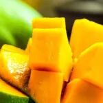 吃芒果竟能抗衰？！Food Funct新发现｜新芒果苷靶向bas-1激活三重通路，显著延长秀丽隐杆线虫寿命