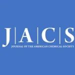 湖南大学潘安练教授课题组JACS：直接制备原子级平整外延PbI2纳米片及其在低阈值单片自旋激光器上的应用。