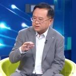 央视主持人董倩对话汪林望教授：从原子到产业第一性原理的时代