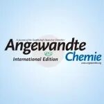 「国家杰青」郑伟涛领衔！吉林大学王东Angew | “颗粒数一致性”介观模型助力硫化物电解质设计！