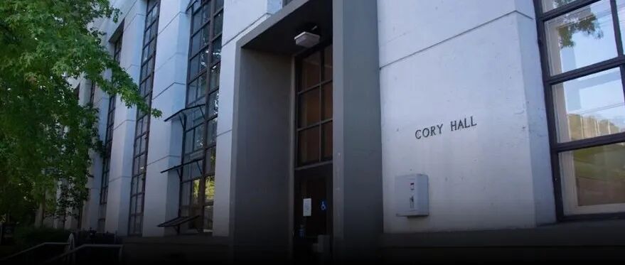 伯克利中国博士生破坏同学电脑被捕，被控三项重罪；OpenAI发布GPT-5.2｜科研圈日报