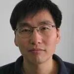 本科毕业于浙江大学，博士毕业于东京大学，上海师范大学教授以通讯作者身份在Nature子刊上发表研究论文