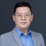 本科毕业于黑龙江八一农垦大学，博士毕业于吉林大学，中国农大教授以通讯作者身份在一区Top期刊上发表研究论文