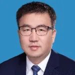 本科、博士毕业于上海交通大学，华中农大副院长以通讯作者身份在Cell子刊上发表研究论文