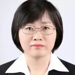 本科毕业于南京农业大学，硕士毕业于中国科学院，博士毕业于清华大学，中国农大副教授以
