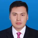 本科毕业于塔里木大学，博士毕业于西北农林科技大学（康奈尔大学联合培养），河南农大教授以通讯作者身份在一区Top期刊上发表研究论文