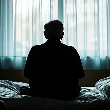 JAMA Neurol揭秘为何女性更易遭阿尔茨海默病“侵袭”？p-tau217是性别差异的核心秘密