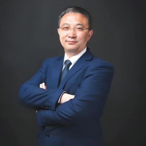 所有作者均中文署名！他，现任C9院长/「青年长江」，打破校史连获大奖，新发Nature Synthesis！