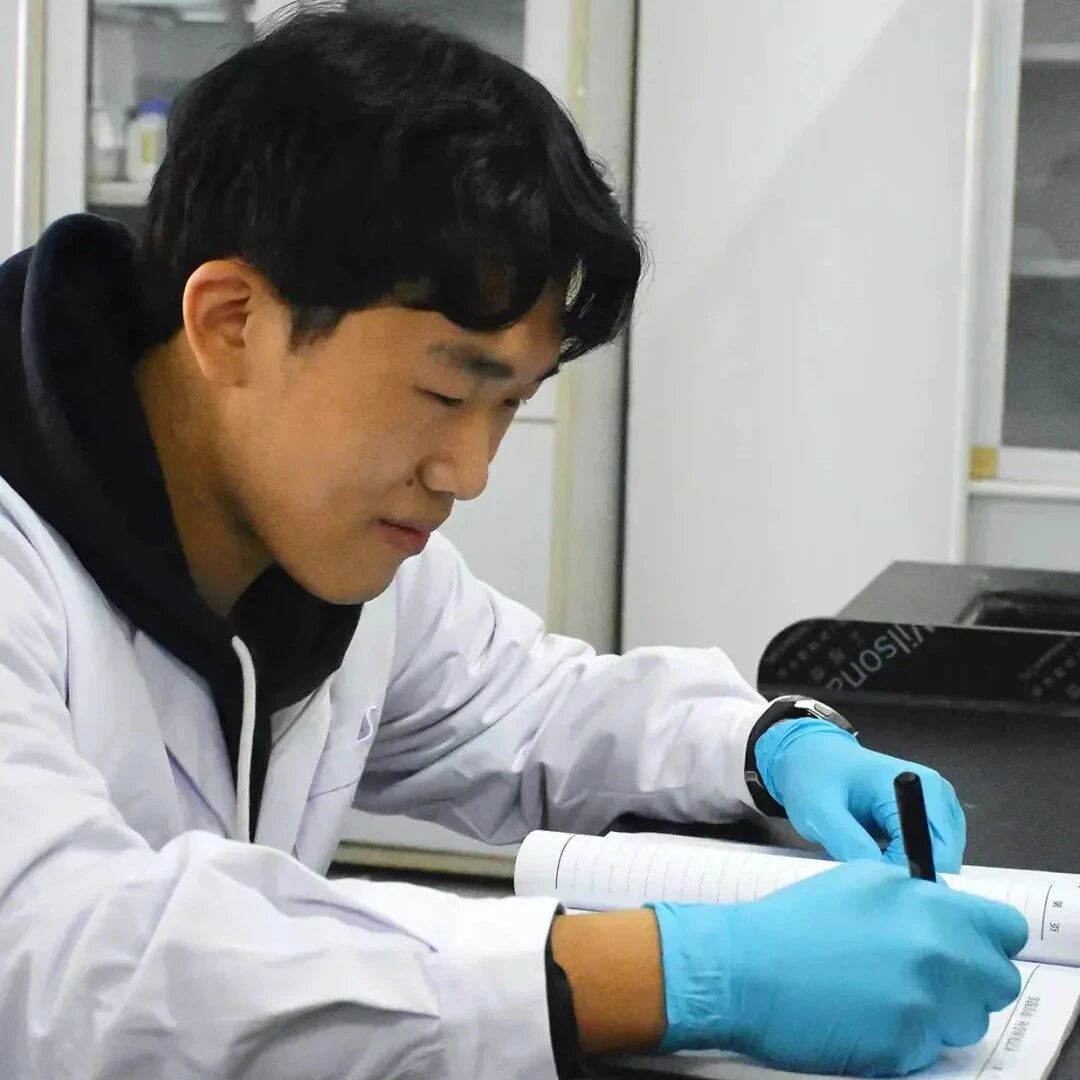中南林业科技大学本科生第一作者在Nature Communications发表重要研究成果