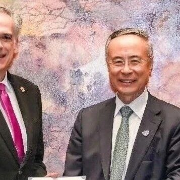 中国化学会与美国化学会举行会见并续签友好合作备忘录
