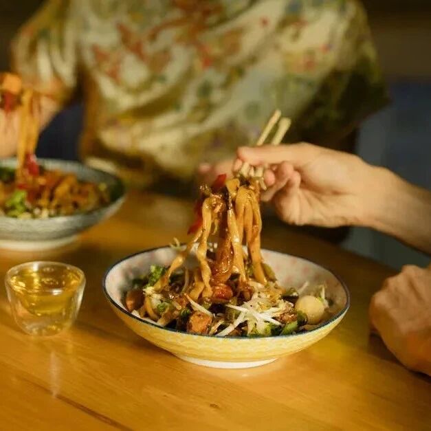 从早到晚，你的嘴巴在忙什么？Nat. Metab：两万多人晒出饮食日记，原来几点吃、吃什么，藏着这些规律