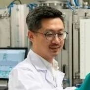 又帅又牛！他，师从鲍哲南院士，手握Nature/Science，多次打破世界纪录，重磅Nature Energy！