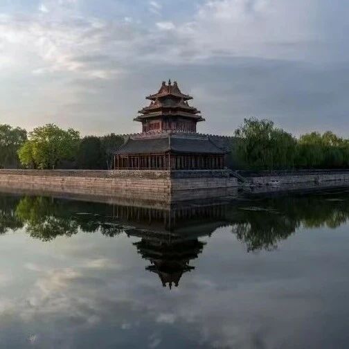 院士称号必须从权力结构中退出来