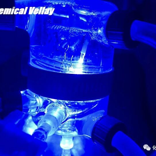 厦门大学龚磊团队 ：可见光驱动铜催化体系 ，连二亚硫酸钠是关键！