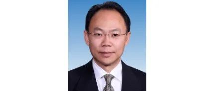 他，46岁就已当选院士，今年又添重磅院士头衔，中国生物芯片第一人！